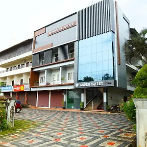 https://green-valley-residency.kerala-hotels.net